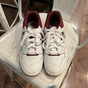 NEW BALANCE 550 (Turquoise/Burgundy)